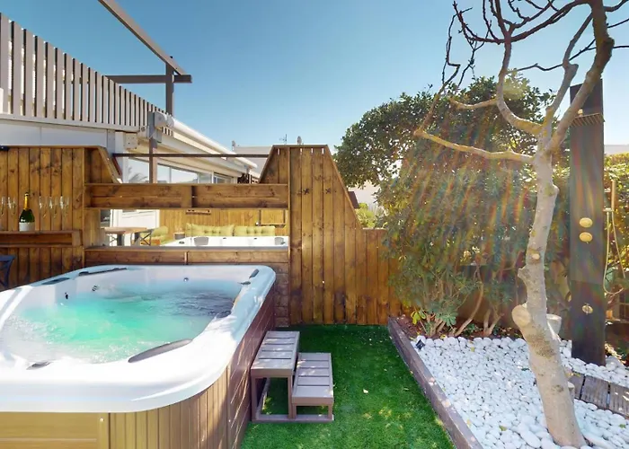Desir Village Naturiste Jardin Et Jacuzzi * Agde