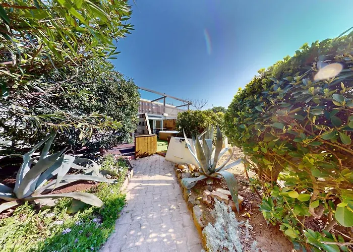 Apartment Desir Village Naturiste Jardin Et Jacuzzi *